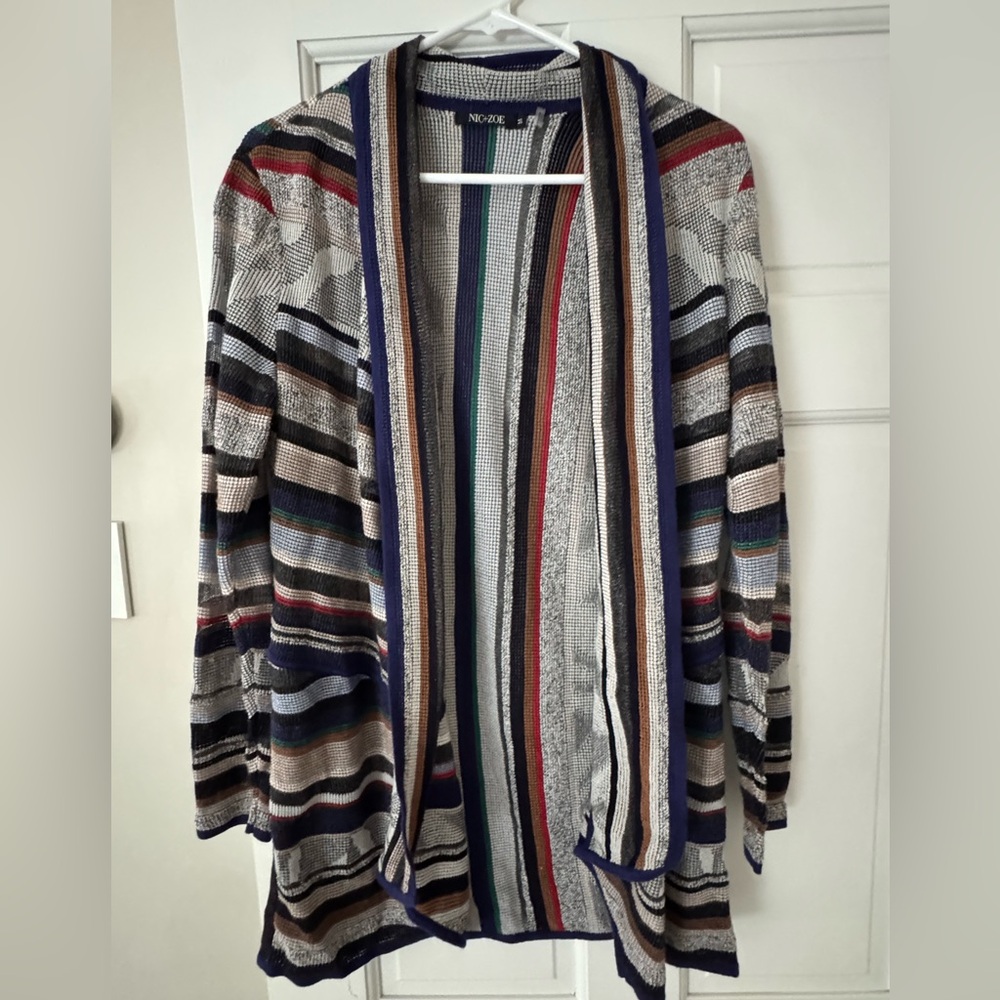 Beautiful Nic + Zoe shawl cardigan